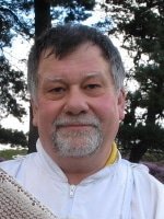 Tony Maggs "Bee Farming with Native/Near Native Bees"