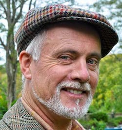Phil Chandler "Balanced Beekeeping: Top Bars, Eco Floors and Black Bees"